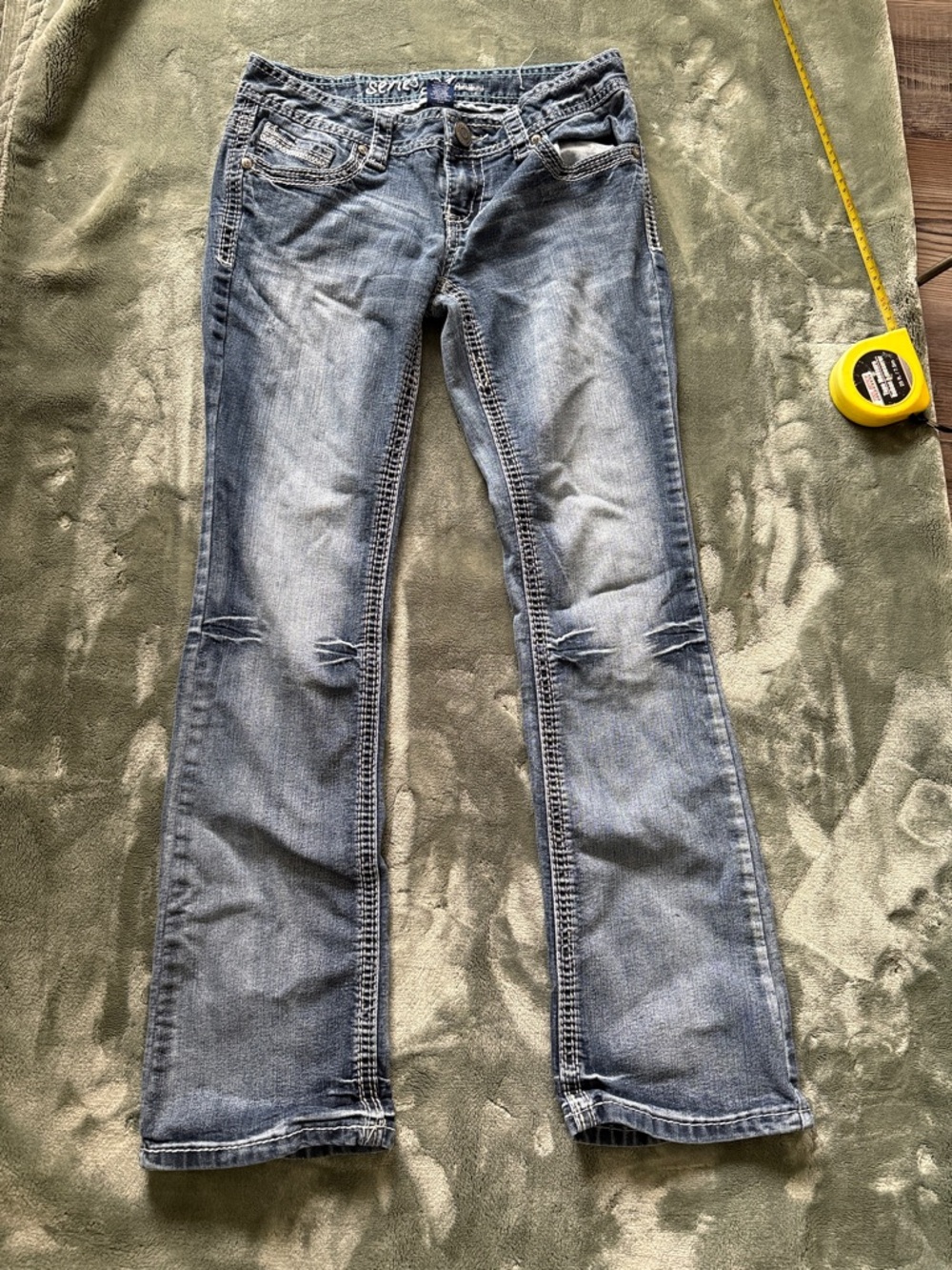 Women’s Bootcut Jeans in Faded Blue by (blank)